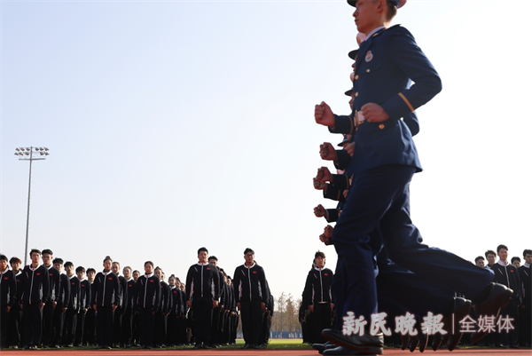 必威田径场边的水壶有怎样的新用途?(图5) 必威田径场边的水壶有怎样的新用途?(图5)