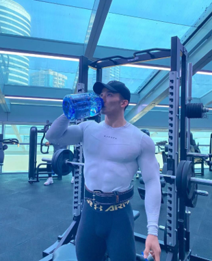 必威郑少忠钟爱XBOTTLE运动水壶健身运动新标配(图1)