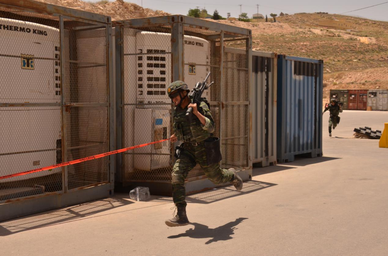 【解码“高原兵”】一心报必威国的兵——记“西南铁锤”邓招香(图3) 【解码“高原兵”】一心报必威国的兵——记“西南铁锤”邓招香(图3)