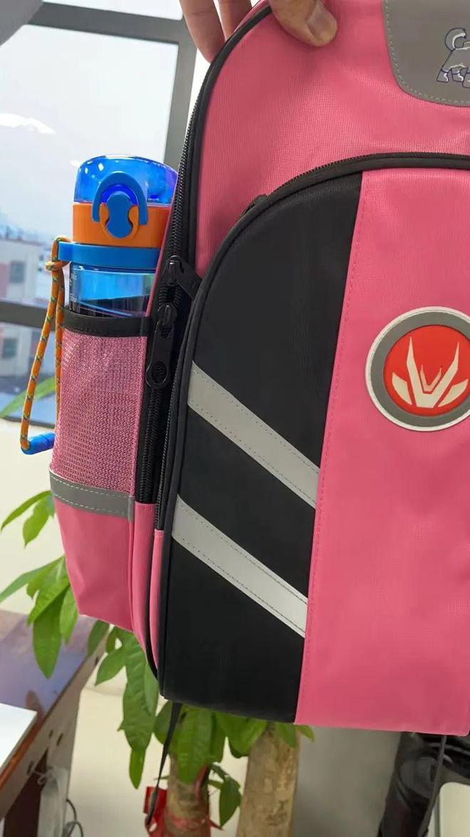 甩!29元买到奥运会同款摔不烂水壶?!一键喝水都被抢疯了(图20) 甩!29元买到奥运会同款摔不烂水壶?!一键喝水都被抢疯了(图20)