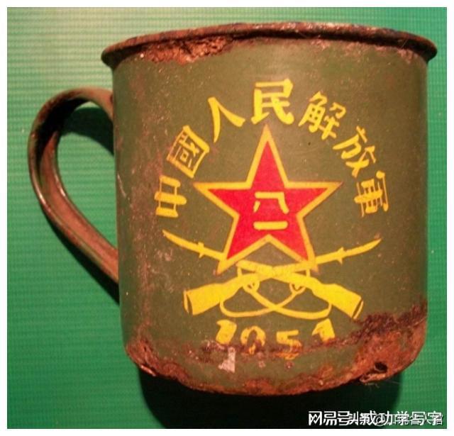 军用水壶几十年里经历了哪些变迁？见证了大国崛起的进程(图1)