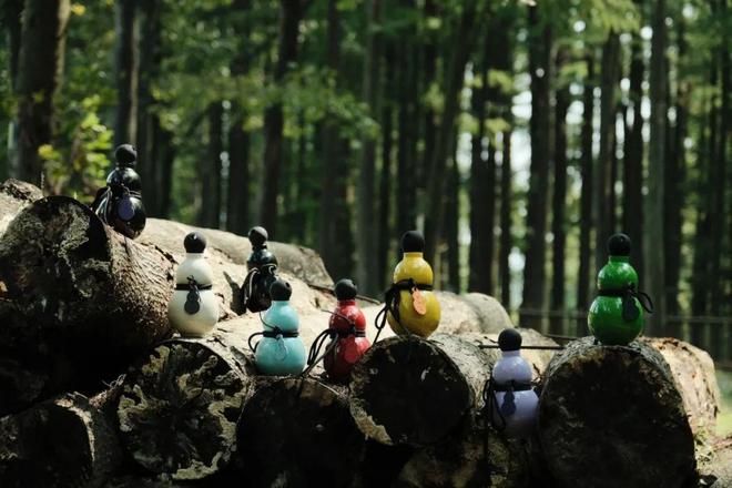 现在潮人腰间的标配变成葫芦了?(图2) 现在潮人腰间的标配变成葫芦了?(图2)