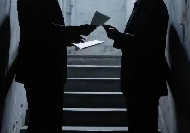 又一内鬼被抓!央视发声泄密大量内部机密资料身份曝光不简单(图11) 又一内鬼被抓!央视发声泄密大量内部机密资料身份曝光不简单(图11)